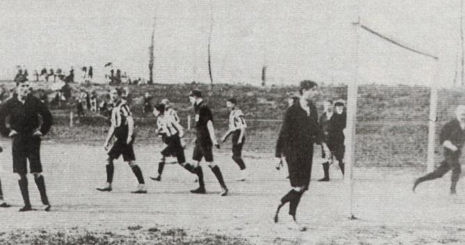 Campo Acquabella, Milan's home ground from 1903 to 1905 — pictured during a Milan II v Juventus II reserve match on 2 April 1905.