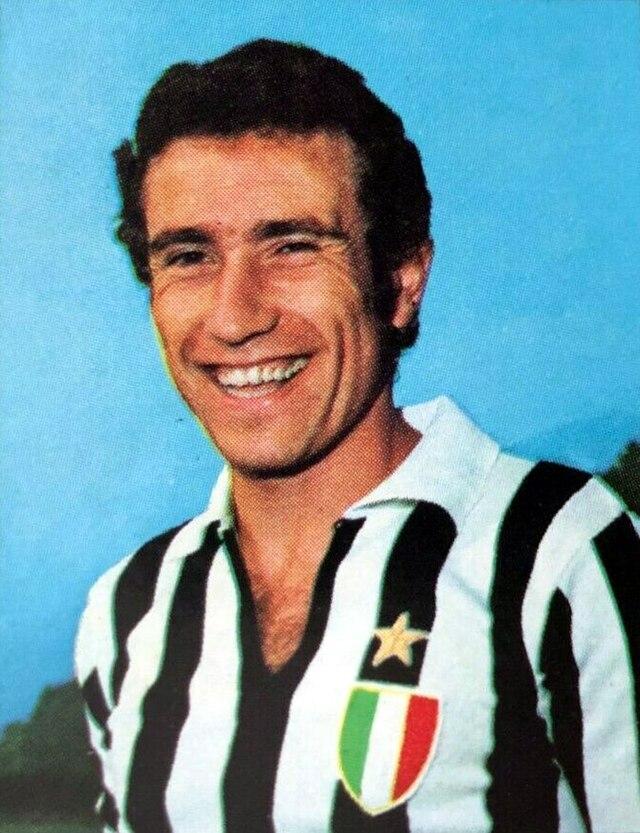 Oscar Damiani (Panini portrait, Juventus 1975-76). By 1983-84 the veteran winger was Milan's top scorer — 7 Serie A goals, 11 in all competitions — in the club's first season back in the top flight after the Serie B years.