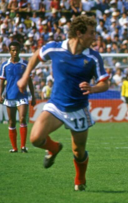 Jean-Pierre Papin in France colours at the 1986 World Cup in Mexico. In the summer of 1992 Berlusconi broke the world transfer record to bring the reigning Ballon d'Or from Marseille to Milanello — the flag signing of the market that stockpiled Papin, Lentini and Savićević on top of the unbeaten champions.