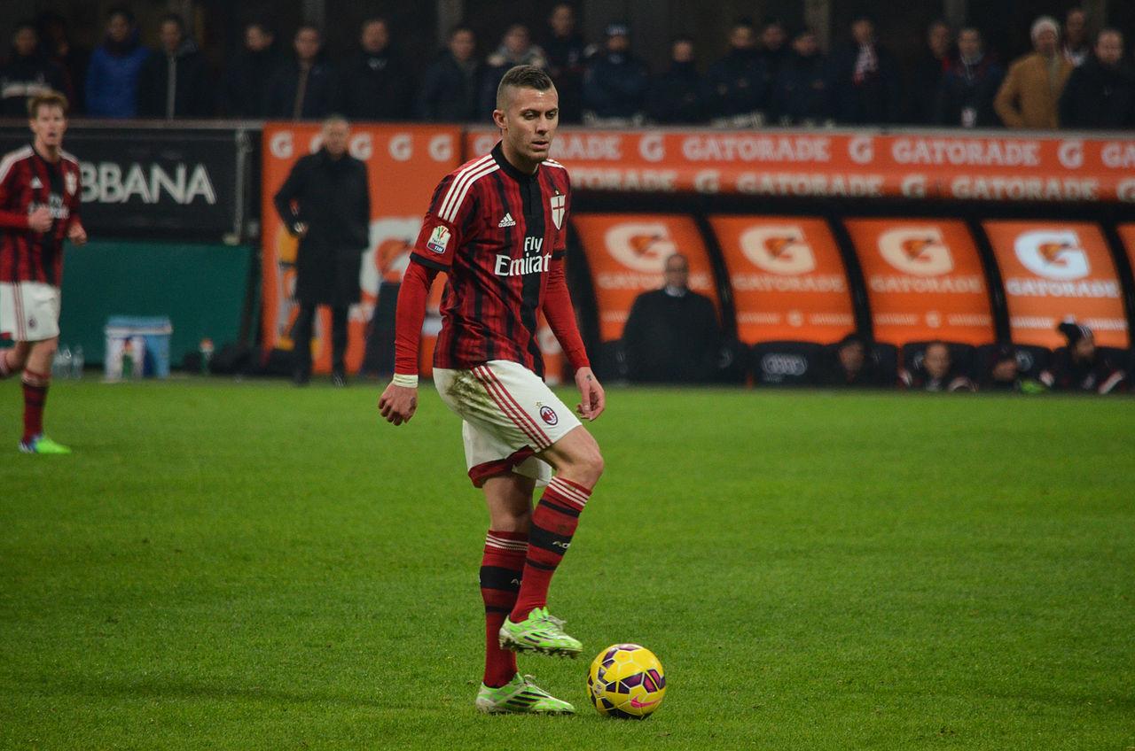 Jérémy Ménez on the ball at San Siro. Arriving on a free transfer in the summer of 2014, the Frenchman became the lone spark of Filippo Inzaghi's rebuilding side, top-scoring with 16 league goals.