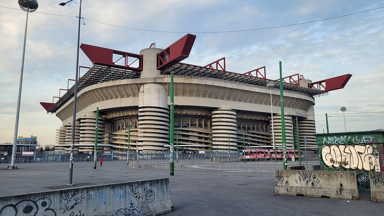 San Siro photographed on 28 March 2025, months before Milan City Council voted to sell the ground to Milan and Inter — 2025-26 would be one of the last full seasons in the old Meazza before demolition.