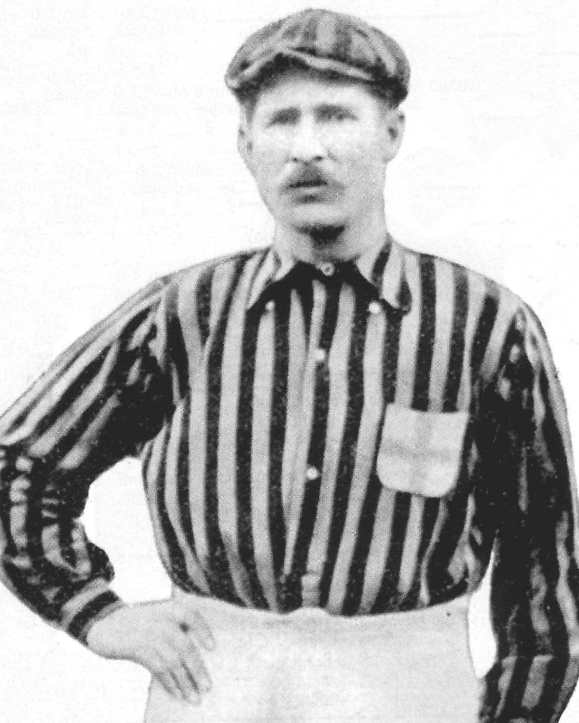 Herbert Kilpin, founder and captain of the Milan Foot-Ball and Cricket Club, photographed between 1900 and 1908.