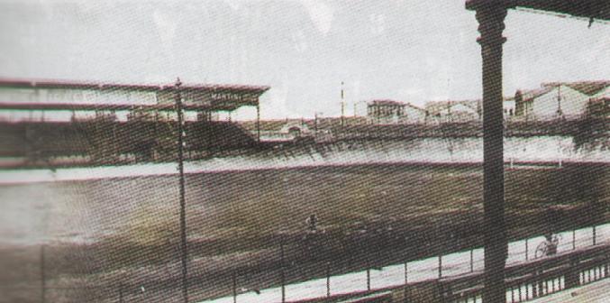 The banked track and grandstand of the Velodromo Sempione, Milan's wartime home ground — the arena where the 8-1 derby against Inter of 3 March 1918 was played behind closed doors (undated period photograph).