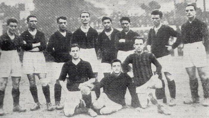 A Milan line-up from the 1923-24 campaign, which closed in the spring of 1924 with an 8th-place finish in Girone B under Ferdi Oppenheim.