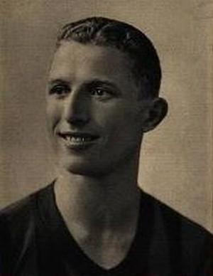Luigi Perversi, Milan's captain from 1936 to 1938, photographed earlier in a rossonero career that ran from the mid-1920s to 1939 — the defender who wore the armband through the club's italianised late-thirties seasons.