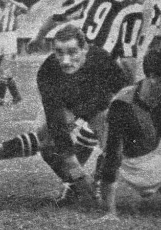Giovanni Rossetti, Milan's goalkeeper, in action during the Coppa Italia final second leg in Turin, 28 June 1942 — the last line of a wartime side that fought all the way to the final.