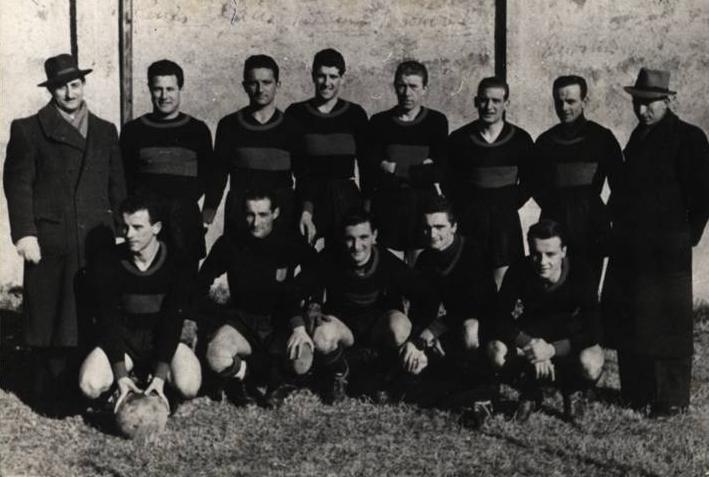Associazione Calcio Milano, 1943-44 — the patched-up wartime side photographed on 6 February 1944, the day of the Pro Patria match, playing the Campionato Alta Italia in a city under the bombs.