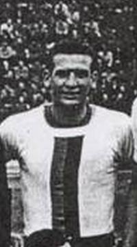 Walter Del Medico in the Milano shirt, c. 1942-44 — ever-present through all fourteen wartime matches and joint top scorer with seven goals in the season of scarcity.