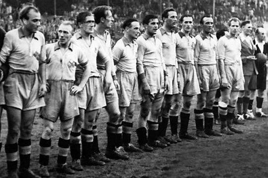 The Swedish national team that won Olympic gold in London, 1948 — among them Gunnar Gren, Gunnar Nordahl and Nils Liedholm, the future Gre-No-Li of Milan.